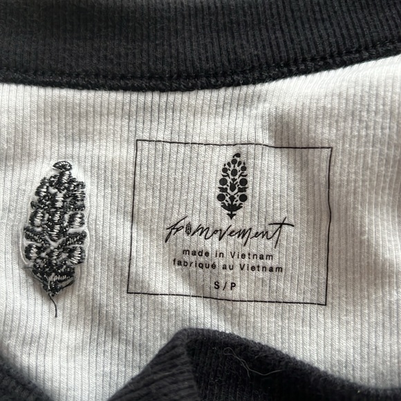 FREE PEOPLE FP MOVEMENT Open Air Printed Love Tank Small - Picture 4 of 8